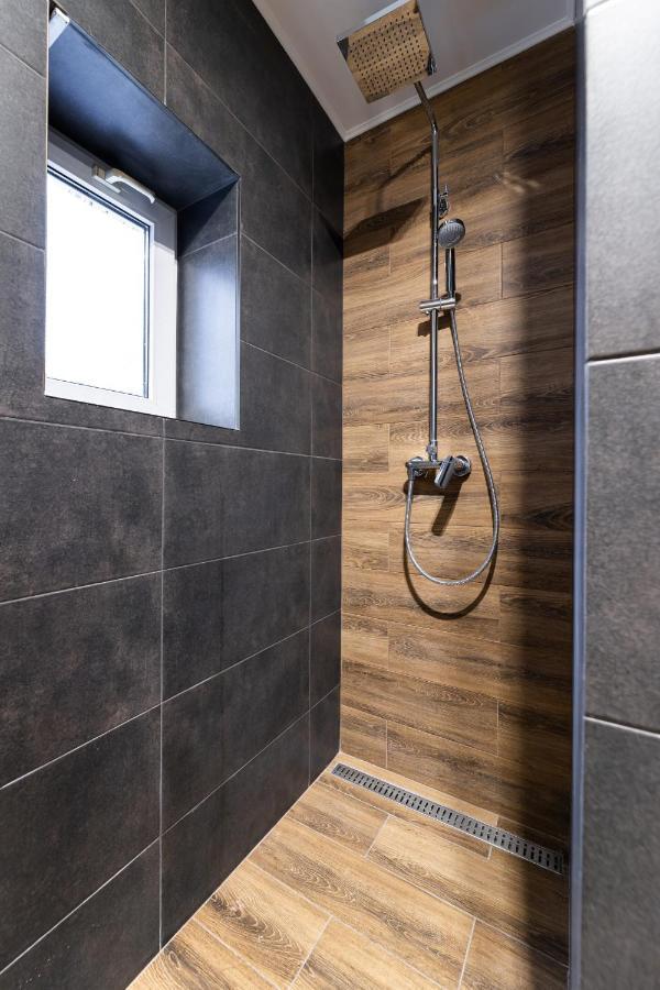 3 Room Apartments On Galytska Lviv Eksteriør billede